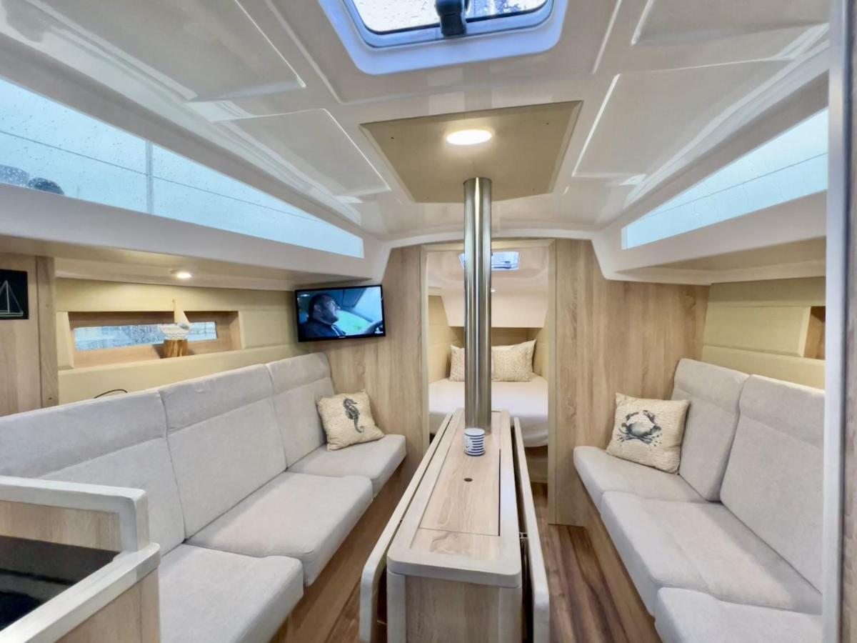 Hausboot Segelyacht Nui 호텔 Burgtiefe auf Fehmarn 외부 사진